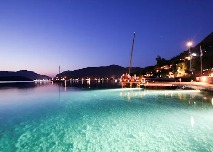 Yacht Club Pensiune Bozburun