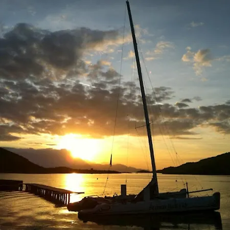 Gasthuis Yacht Club *